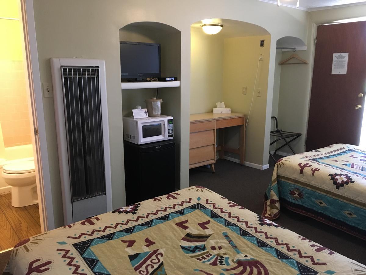 Sun -N- Sand Motel Kanab Bagian luar foto