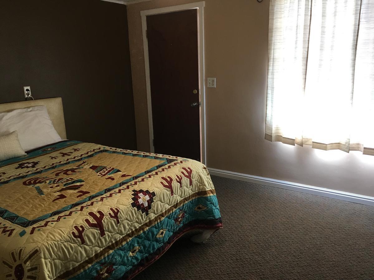 Sun -N- Sand Motel Kanab Bagian luar foto